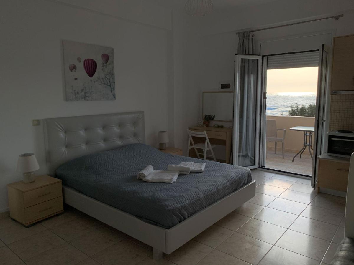 Pelini Apartment Kalamaki  Exterior photo