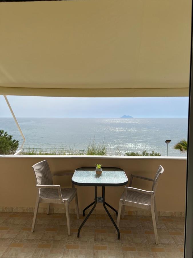 Pelini Apartment Kalamaki  Exterior photo