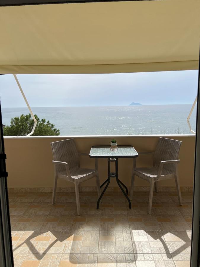 Pelini Apartment Kalamaki  Exterior photo